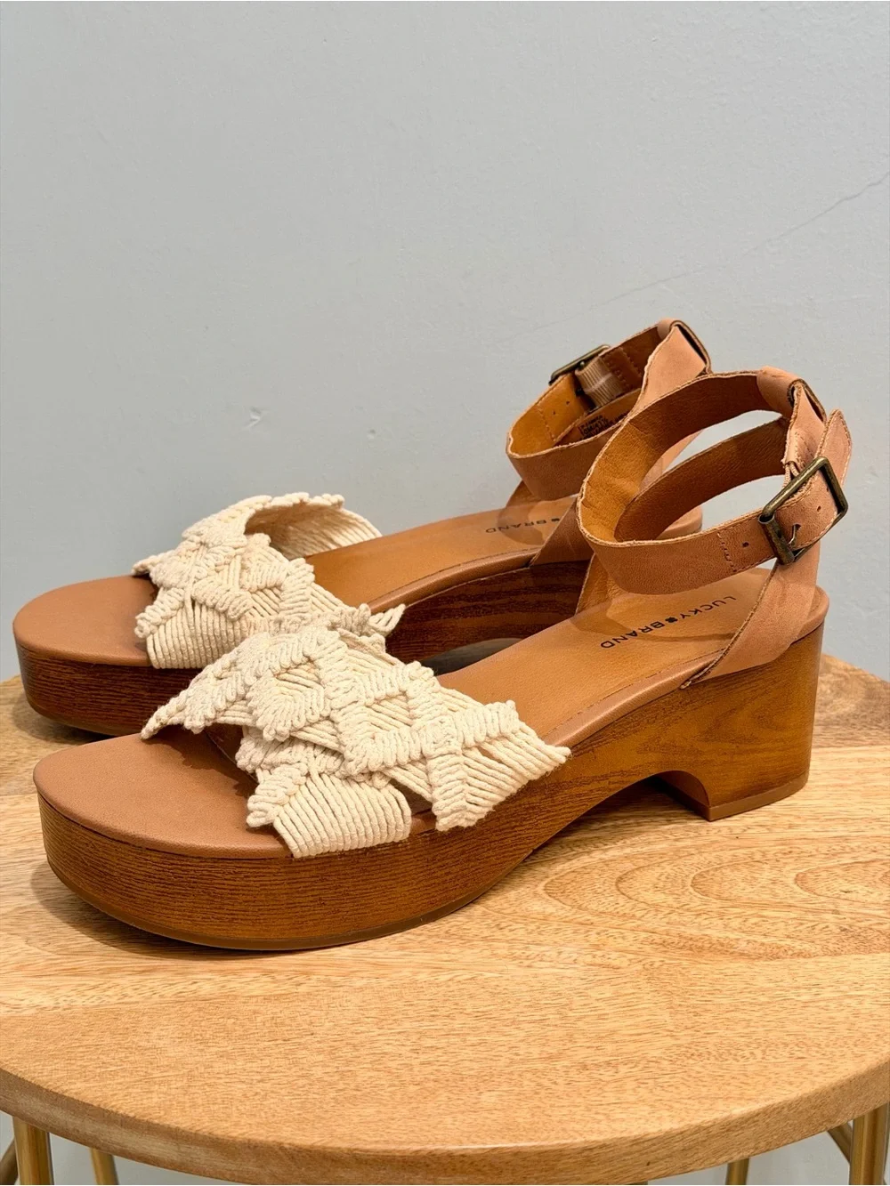 Lucky Brand Famika Woven Macrame Platform Heel Sandals Tan Cream Boho Size 10M